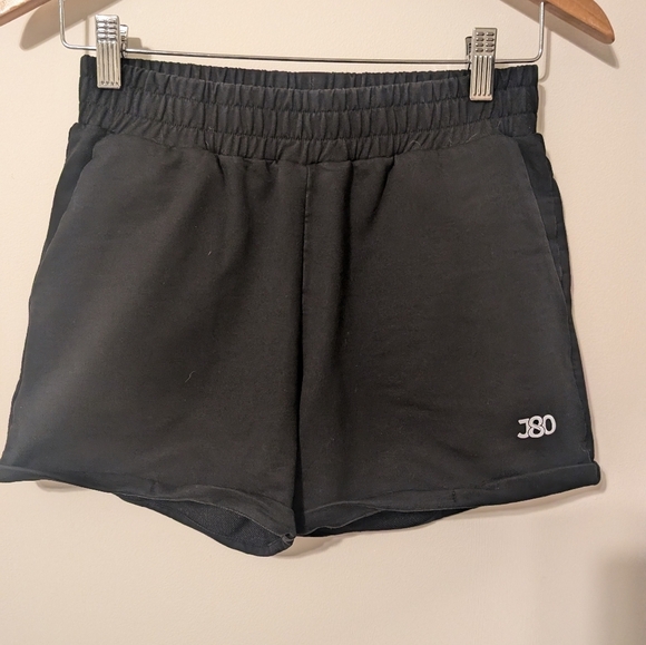 Shorts - Picture 1 of 2